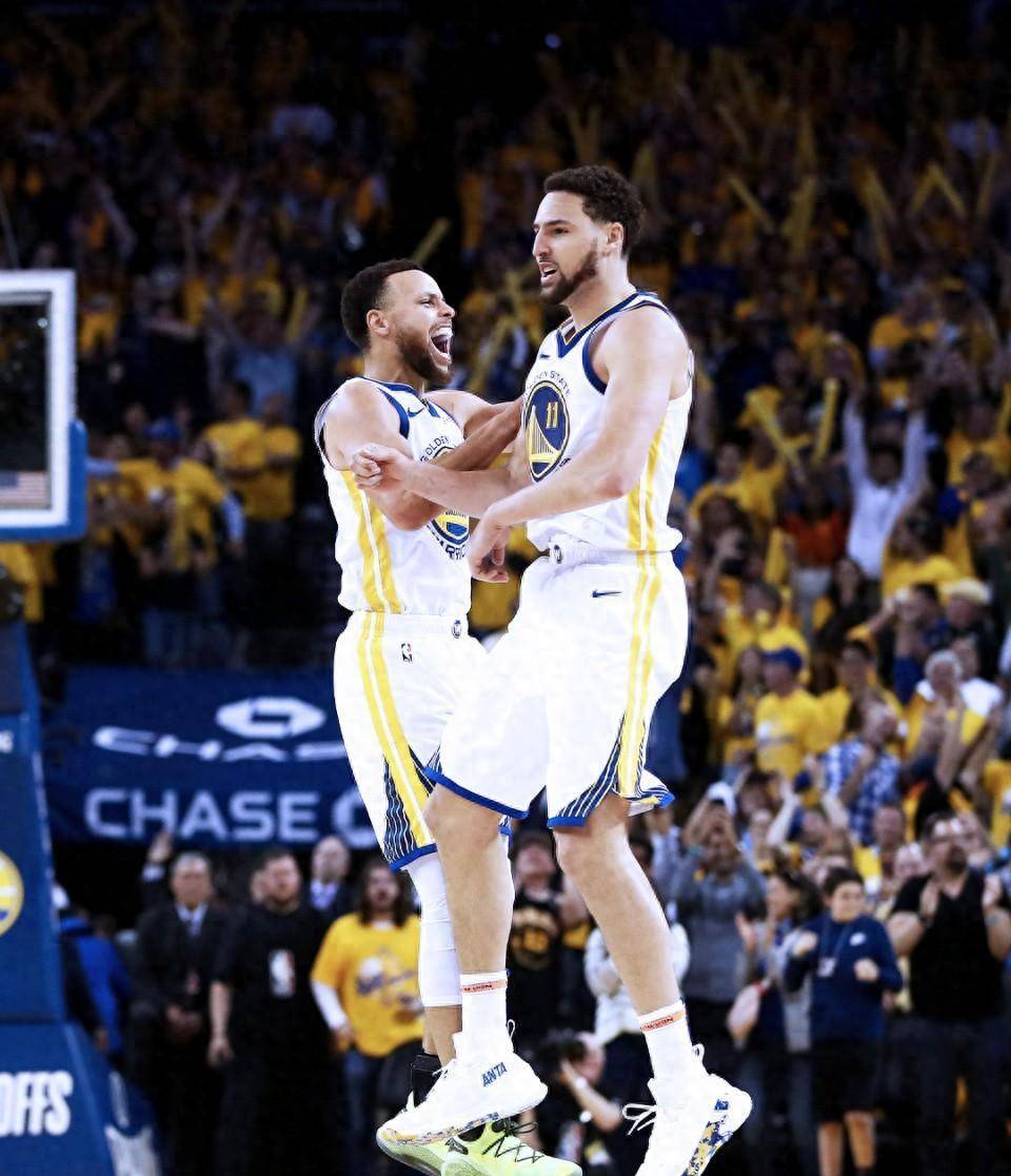 爱游戏中国体育包含NBA总决赛最后时刻走向成谜;新疆广汇状态回暖;态度坚定;球队文化被再次提及的词条