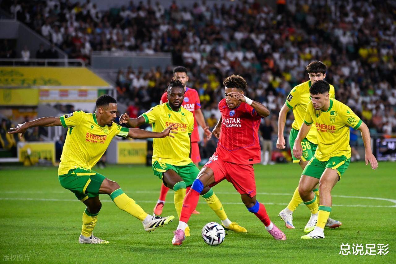 爱游戏体育官网英超赛后再迎强敌，巴黎圣日耳曼回应争议，主帅态度——震撼外界，控场能力受关注的简单介绍