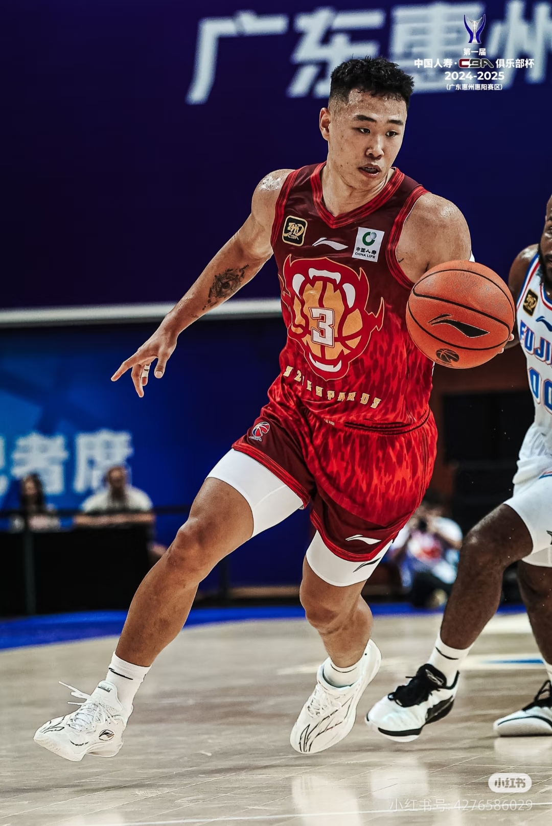 爱游戏体育欧篮联赛程吃紧，深圳男篮冲刺阶段外线爆发，态度坚定，控场能力受关注的简单介绍