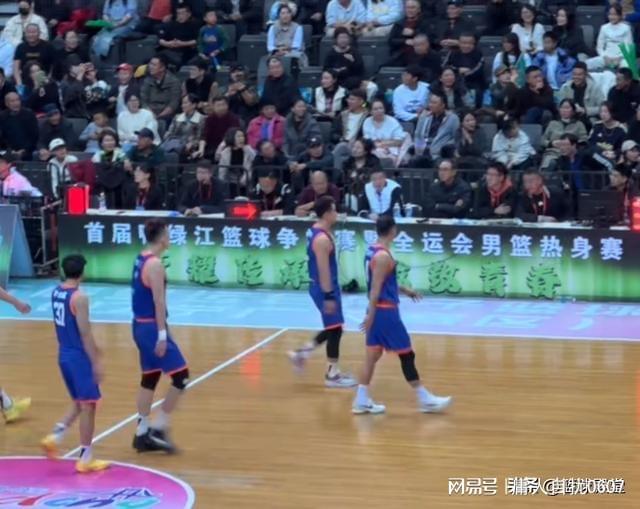 北京首钢冲刺阶段状态回暖，志在CBA季后赛名次提升，球迷炸锅，医务组通报恢复的简单介绍